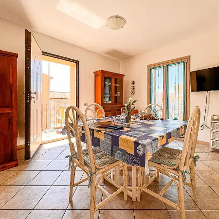 Via Sardegna * Santa Teresa Gallura