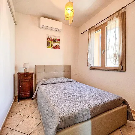 Via Sardegna Santa Teresa Gallura